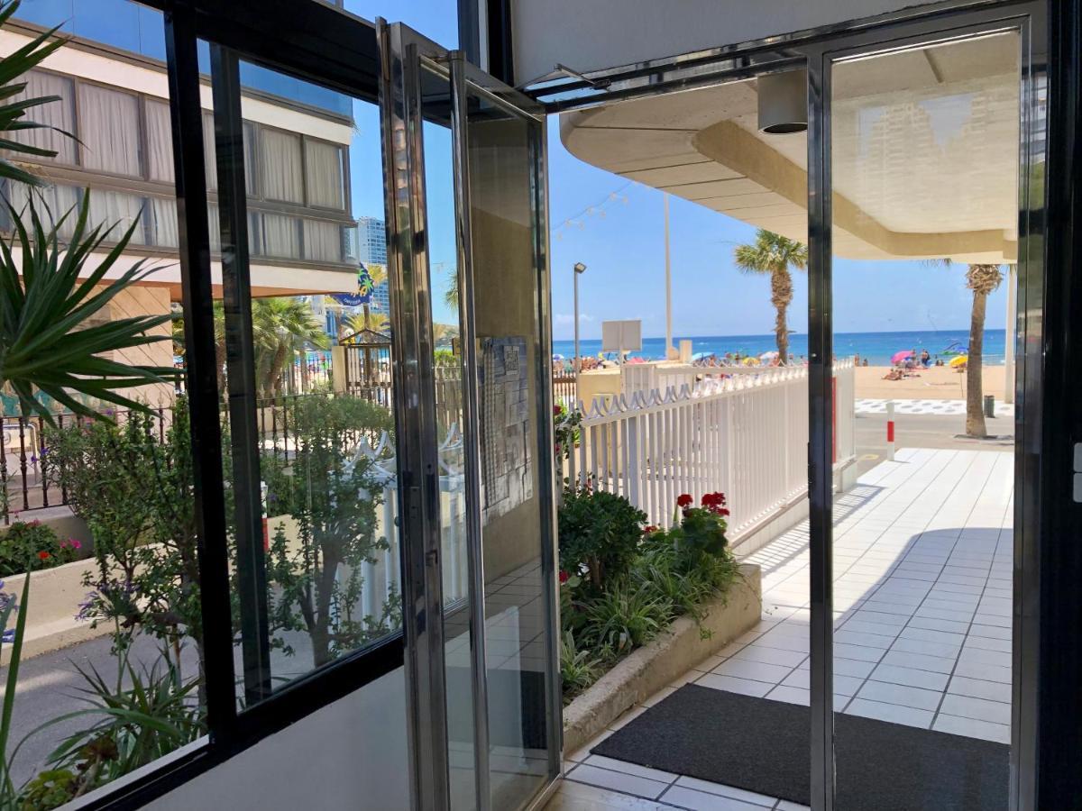 Apartamento Torre Levante, Primera Linea De Playa Benidorm Esterno foto